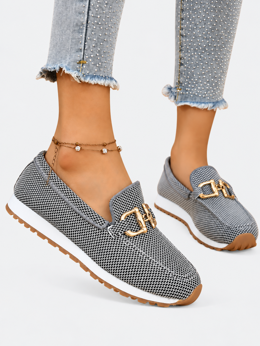 Mocasines Sofia Velisse con Detalle Dorado