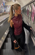 Top Valeria Nova